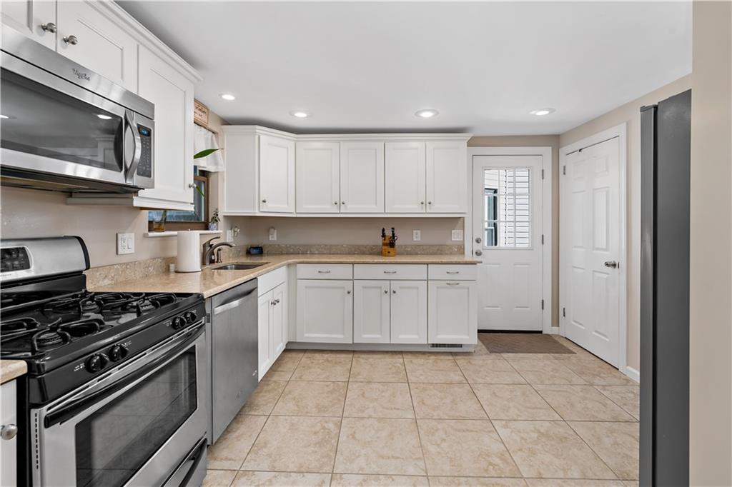 720 Clinton Place Pittsburgh, PA 15202 - Photo 13 of 43