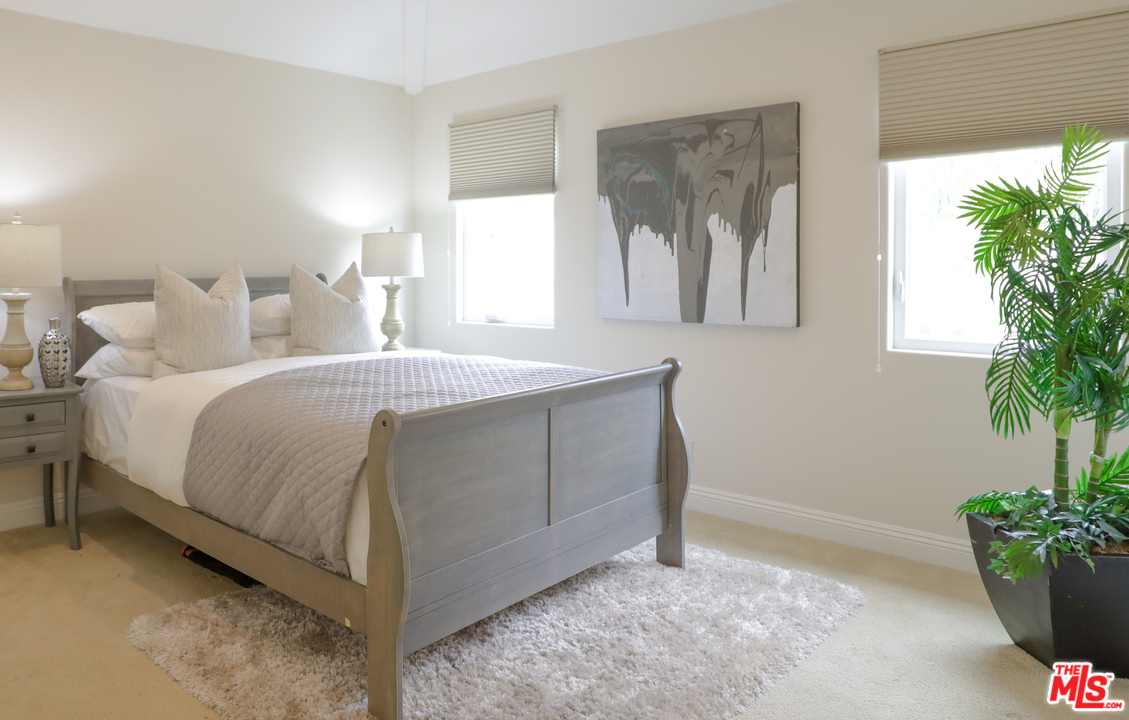 7974 West 79th Street Playa del Rey, CA 90293 - Photo 27 of 35 Gallery Image 27