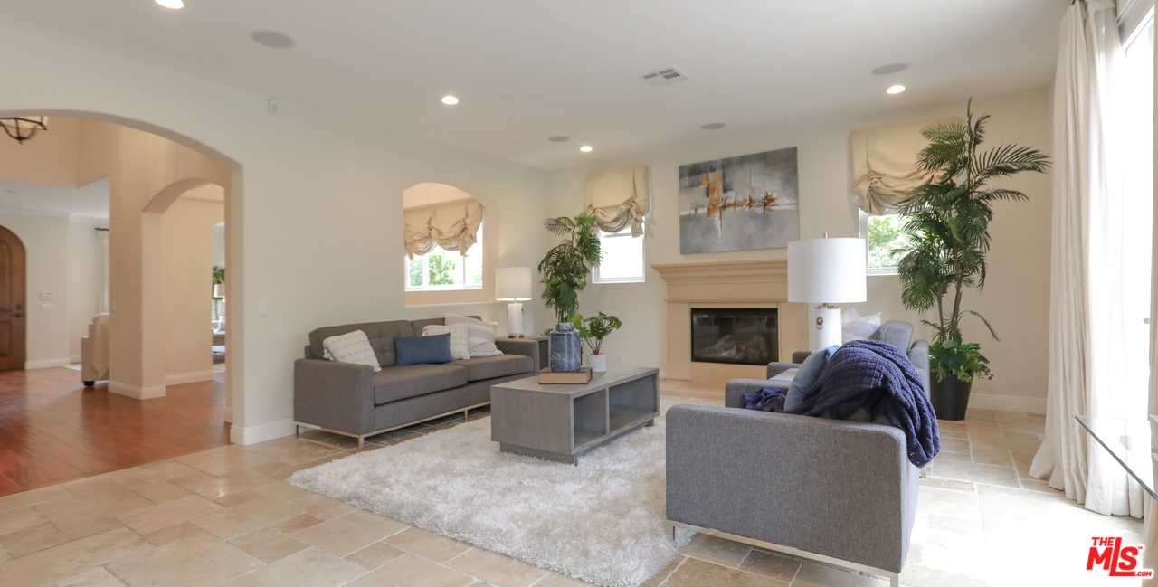 7974 West 79th Street Playa del Rey, CA 90293 - Photo 8 of 35 Gallery Image 8