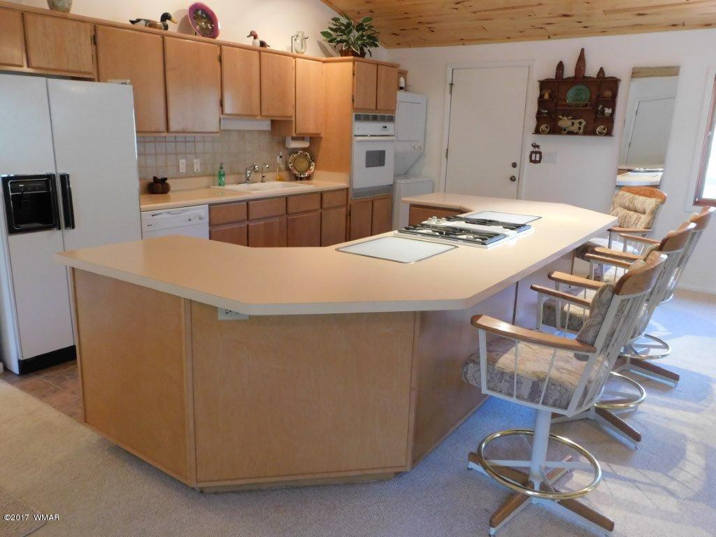 3121 Aspen Road Overgaard, AZ 85933 - Photo 21 of 42