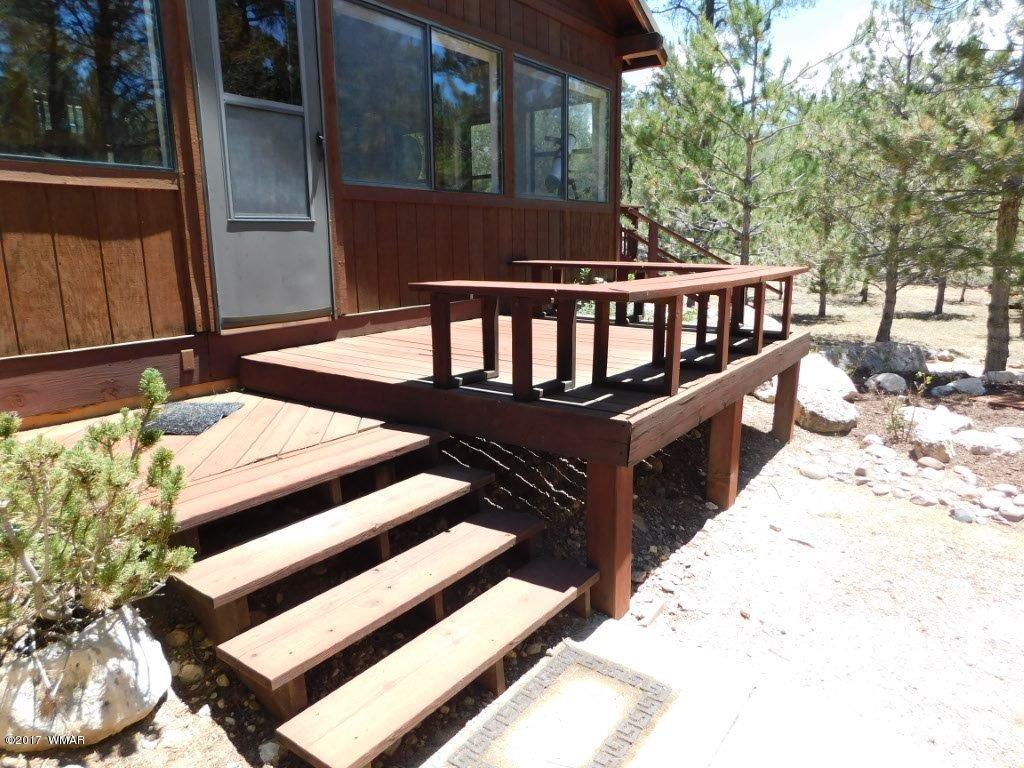 3121 Aspen Road Overgaard, AZ 85933 - Photo 3 of 42