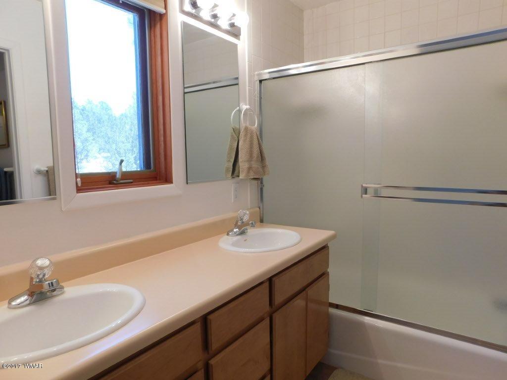 3121 Aspen Road Overgaard, AZ 85933 - Photo 33 of 42