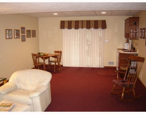 5251 Turner Road Gibsonia, PA 15044 - Photo 13 of 18 Den/Family/Great Room.