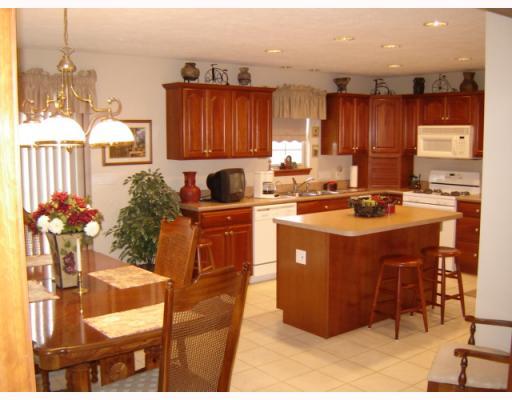 5251 Turner Road Gibsonia, PA 15044 - Photo 5 of 18 Kitchen.
