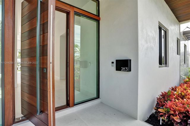 a view of an entryway