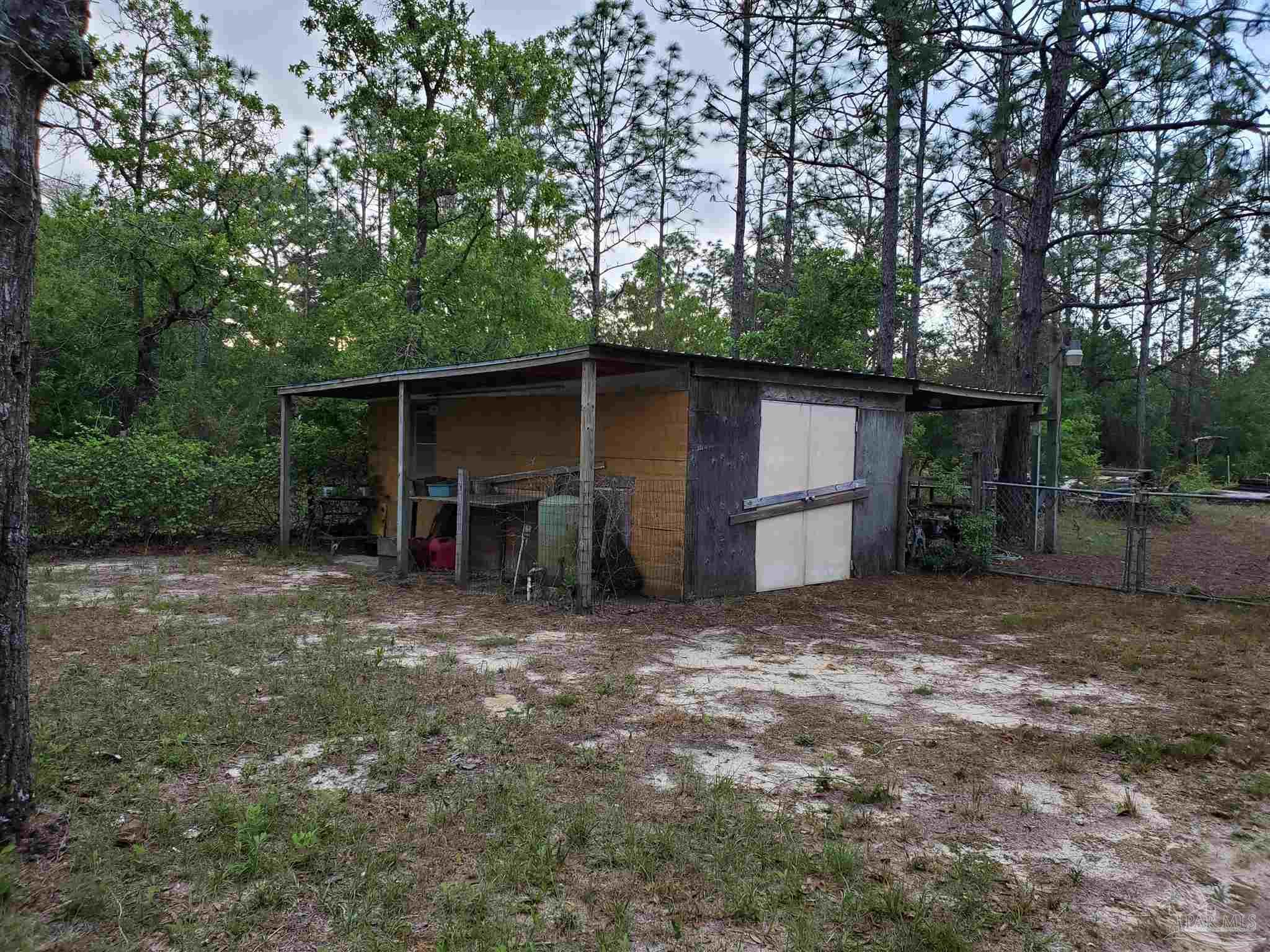 11333 6 Pack Road Milton, FL 32583 - Photo 7 of 21 Gallery Image 7