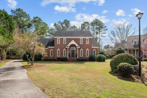 $875,000 | 301 Wexford Place, Trent Woods, NC 28562