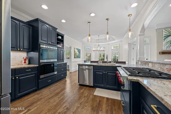 $850,000 | 301 Wexford Place, Trent Woods, NC 28562