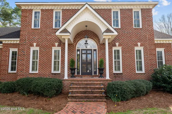 $850,000 | 301 Wexford Place, Trent Woods, NC 28562