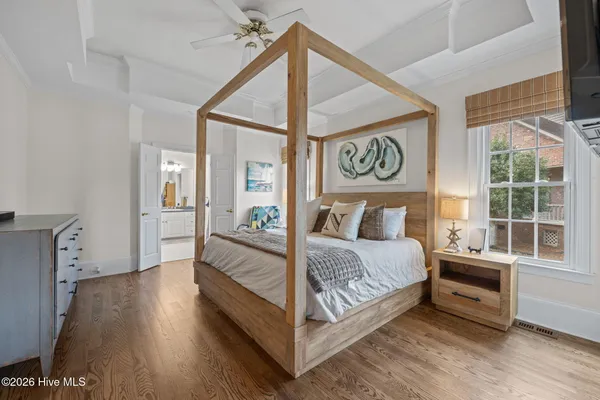 $850,000 | 301 Wexford Place, Trent Woods, NC 28562