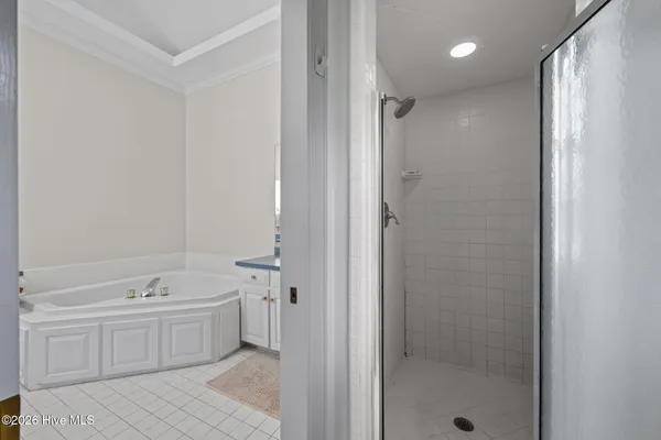 $850,000 | 301 Wexford Place, Trent Woods, NC 28562