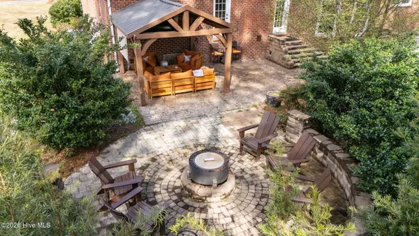 $850,000 | 301 Wexford Place, Trent Woods, NC 28562