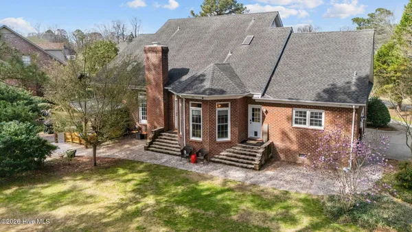 $850,000 | 301 Wexford Place, Trent Woods, NC 28562