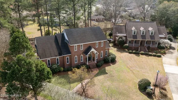 $850,000 | 301 Wexford Place, Trent Woods, NC 28562