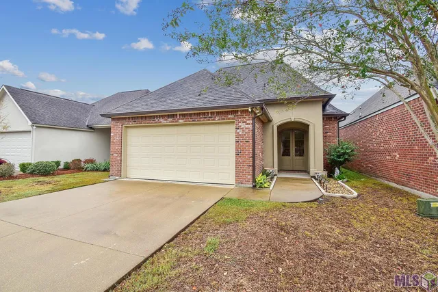 $2,500 | 7916 Seville Court, Baton Rouge, LA 70820