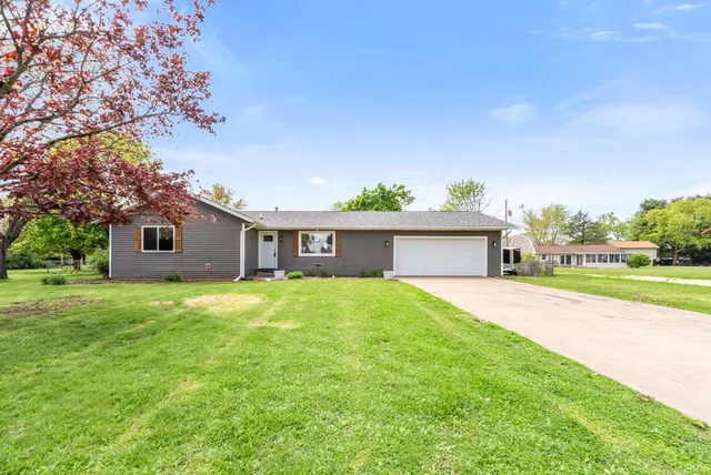 $289,900 | 18098 Sunny Lane, Goshen, IN 46526