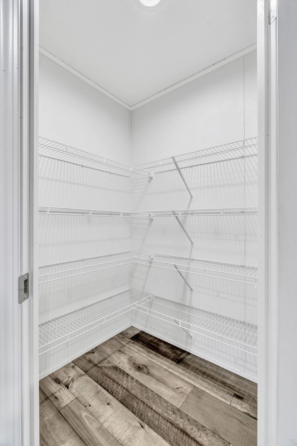 50 Old County Road Edgecomb, ME 04556 - Photo 16 of 58 Walk-In Pantry