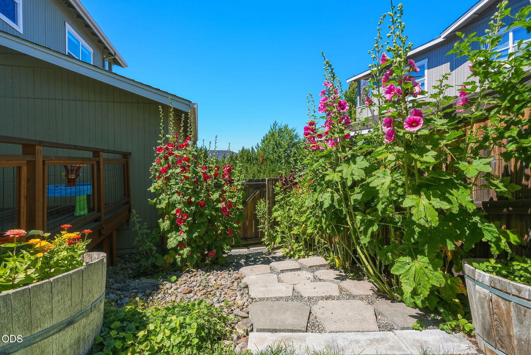 63776 Hunters Circle Bend, OR 97701 - Photo 4 of 53