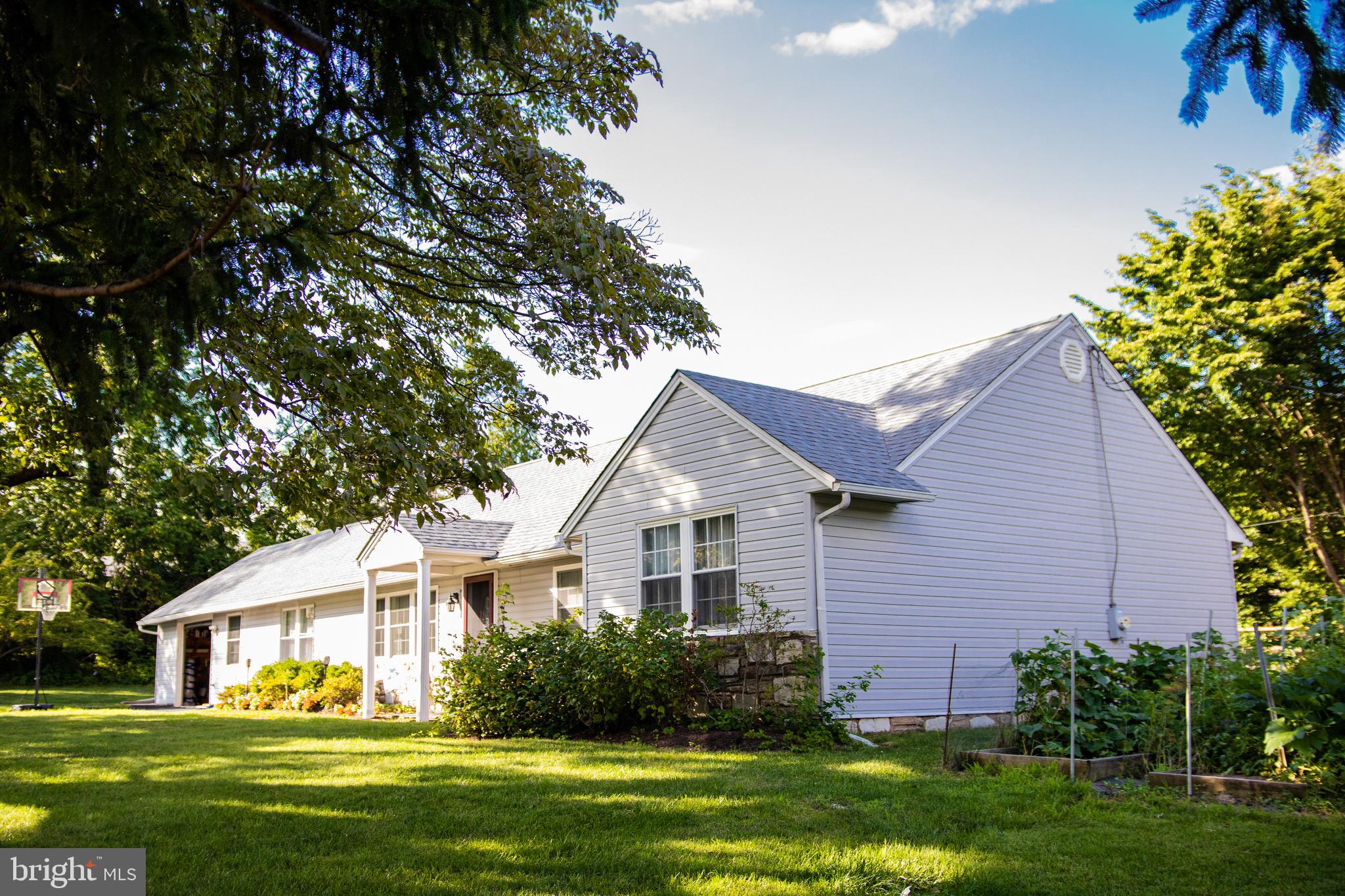 823 Clarendon Road Jenkintown, PA 19046 - Photo 1 of 67 Gallery Image 1