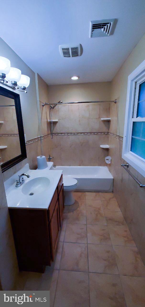 823 Clarendon Road Jenkintown, PA 19046 - Photo 42 of 67 Gallery Image 42