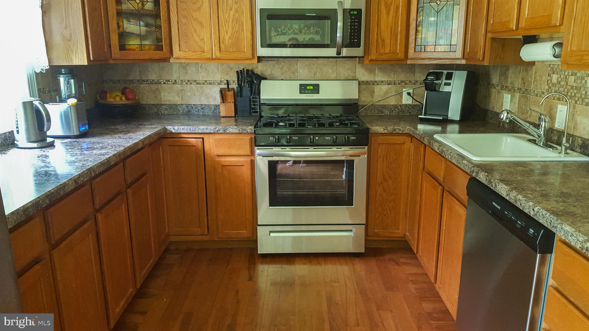 823 Clarendon Road Jenkintown, PA 19046 - Photo 9 of 67 Gallery Image 9