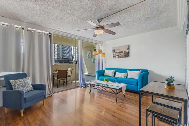 $2,800 | 2092 Kūhiō Avenue, Unit 804, Honolulu, HI 96815