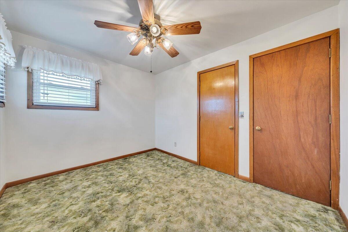 5156 Hazelridge Road Northwest Roanoke, VA 24012 - Photo 19 of 30 a view of an empty room with a window