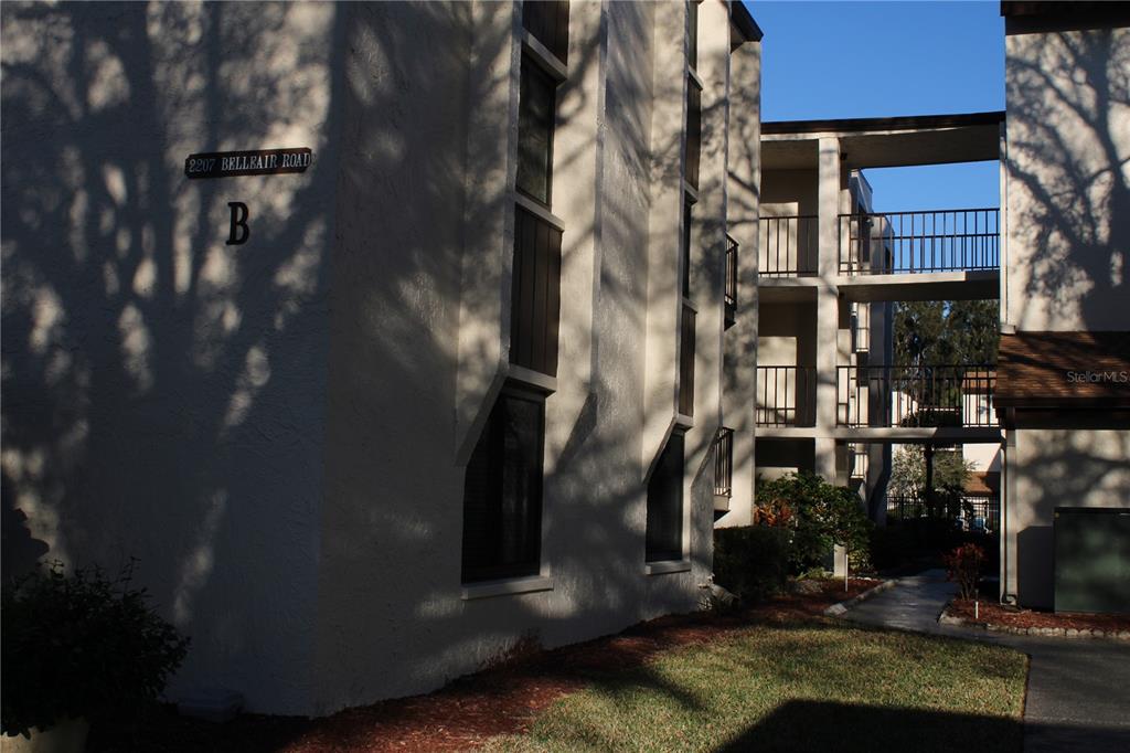 2207 Belleair Road, Unit B11 Clearwater, FL 33764 - Photo 4 of 26