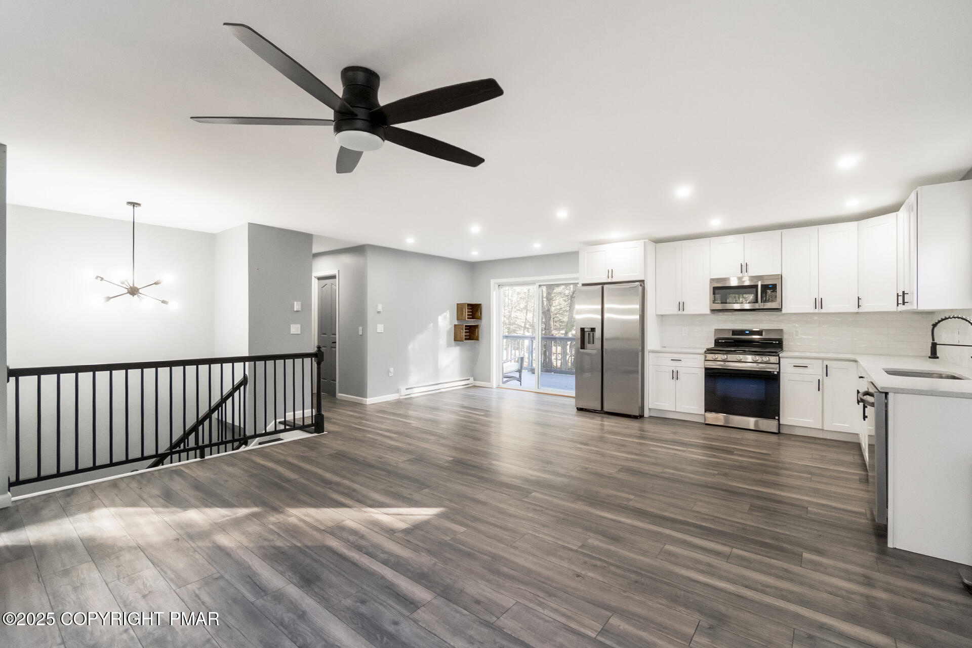 411 Alter Avenue Pocono Summit, PA 18346 - Photo 11 of 34 DSC05762