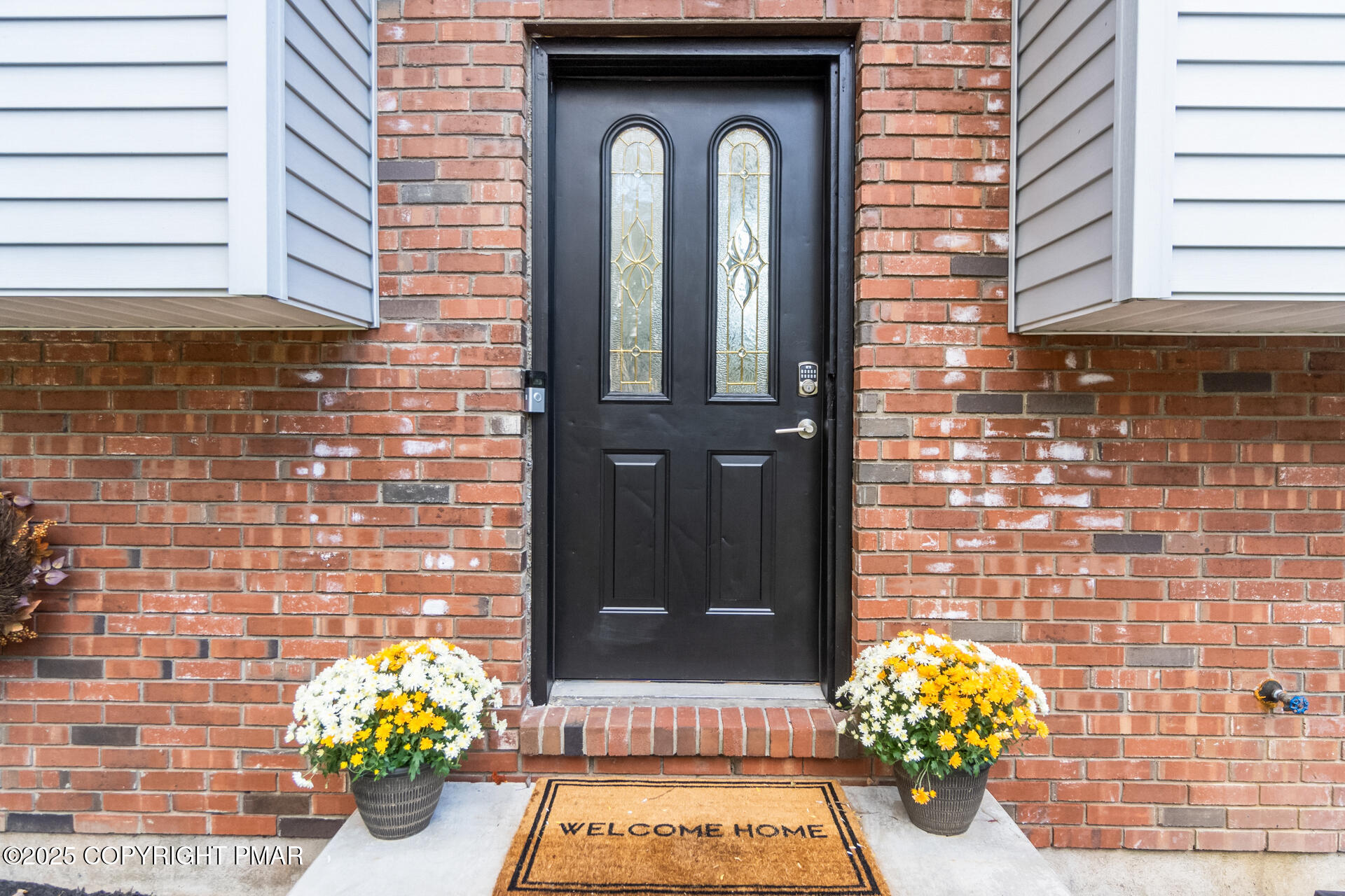 411 Alter Avenue Pocono Summit, PA 18346 - Photo 5 of 34 DSC05728