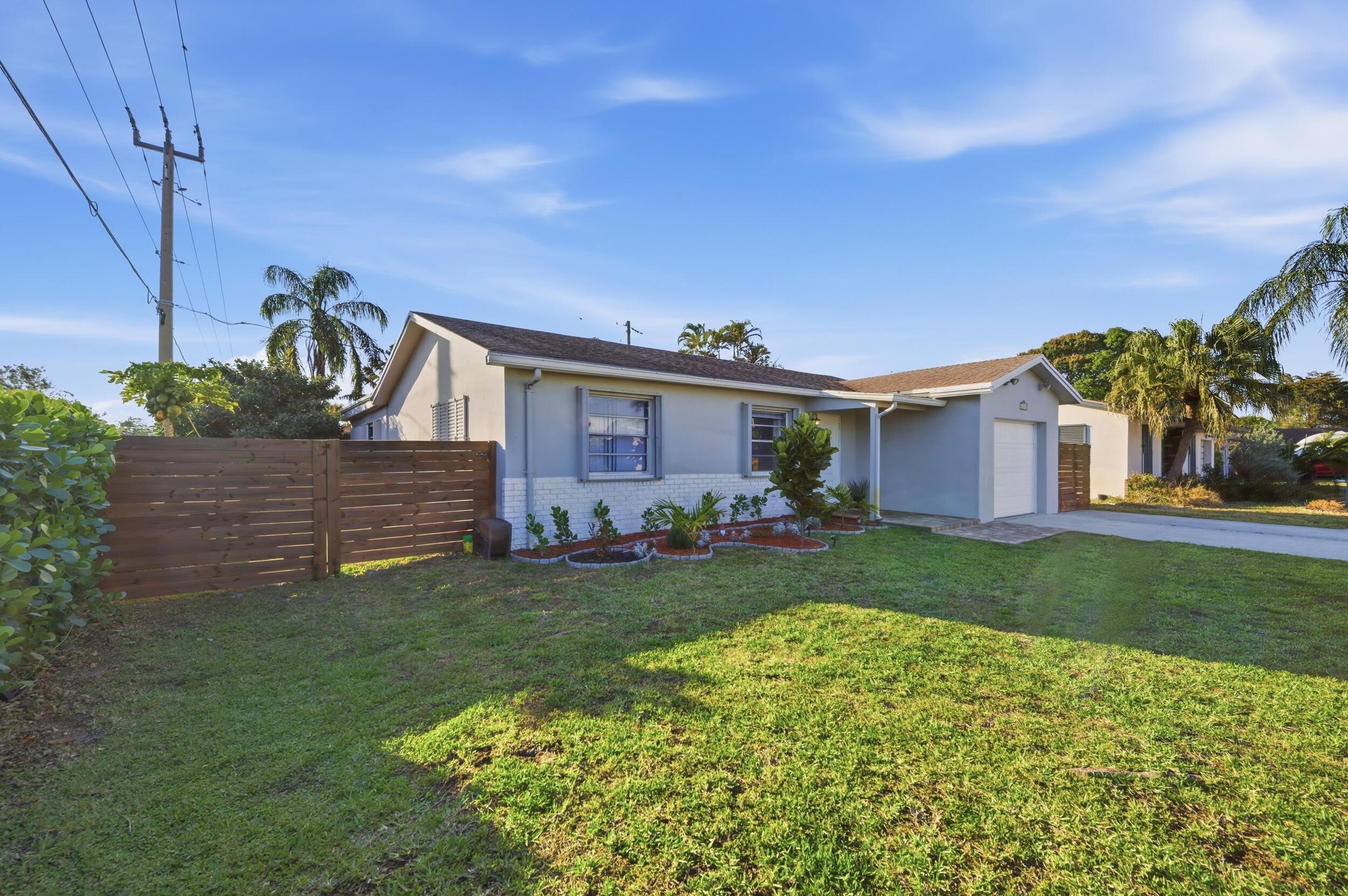 22229 Southwest 65th Way Boca Raton, FL 33428 - Photo 31 of 32 dsc_7082