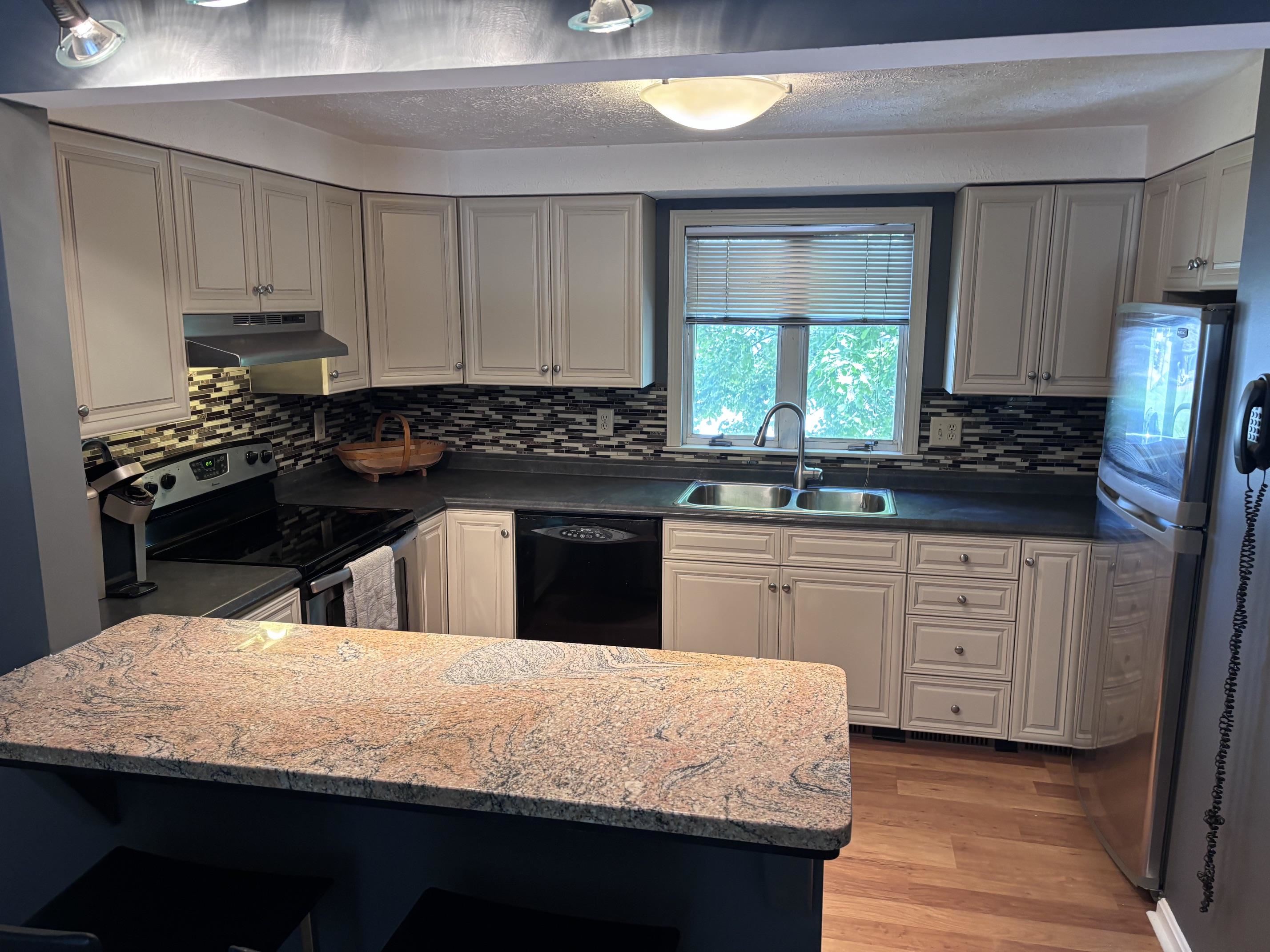 102 Seabury, Unit 102 Hampton, NH 03842 - Photo 4 of 26