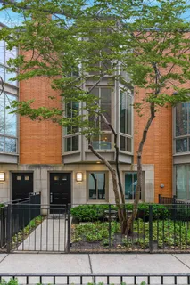 $1,199,000 | 444 East North Water Street, Chicago, IL 60611