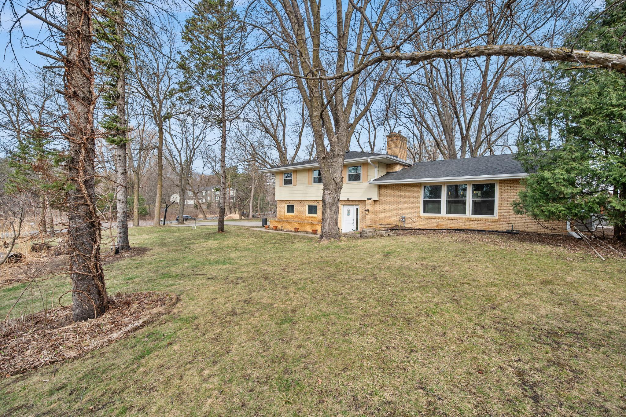 6165 Pleasant Avenue Excelsior, MN 55331 - Photo 7 of 53