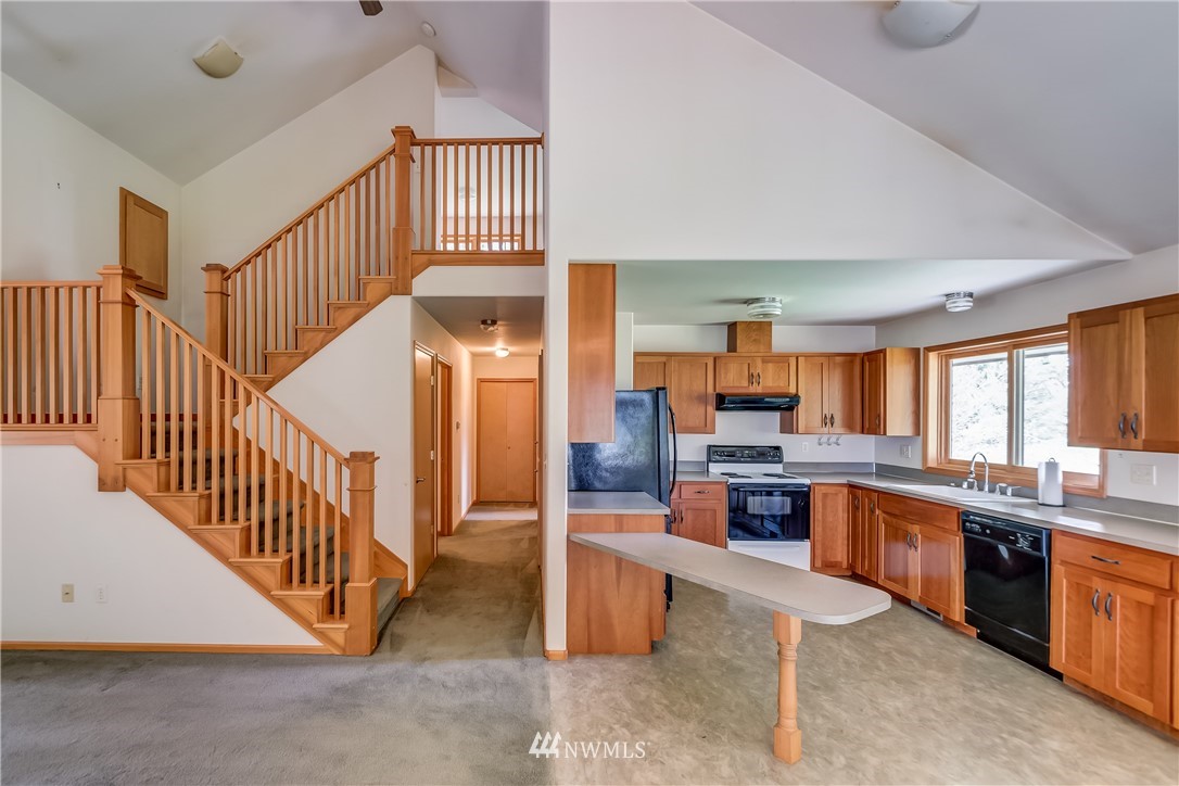 878 Iowa Heights Road Sedro-Woolley, WA 98284 - Photo 11 of 23 Gallery Image 11