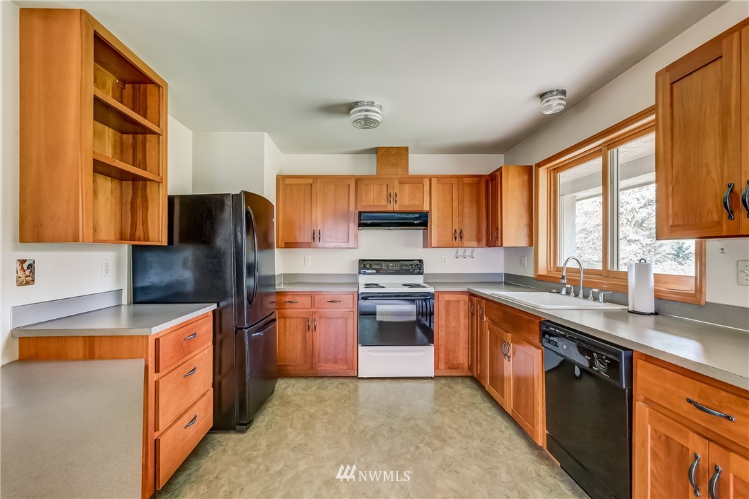 878 Iowa Heights Road Sedro-Woolley, WA 98284 - Photo 12 of 23 Gallery Image 12