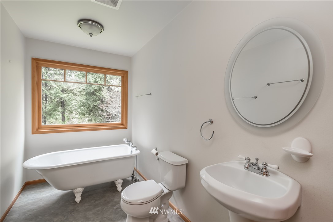 878 Iowa Heights Road Sedro-Woolley, WA 98284 - Photo 16 of 23 Gallery Image 16
