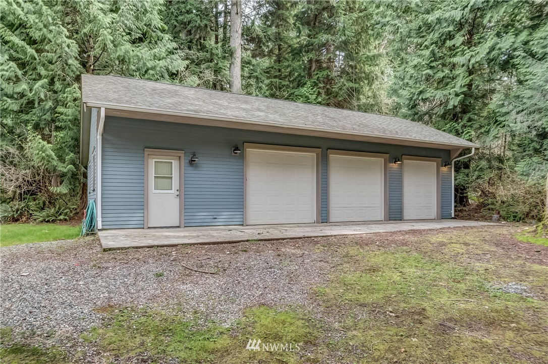 878 Iowa Heights Road Sedro-Woolley, WA 98284 - Photo 4 of 23 Gallery Image 4