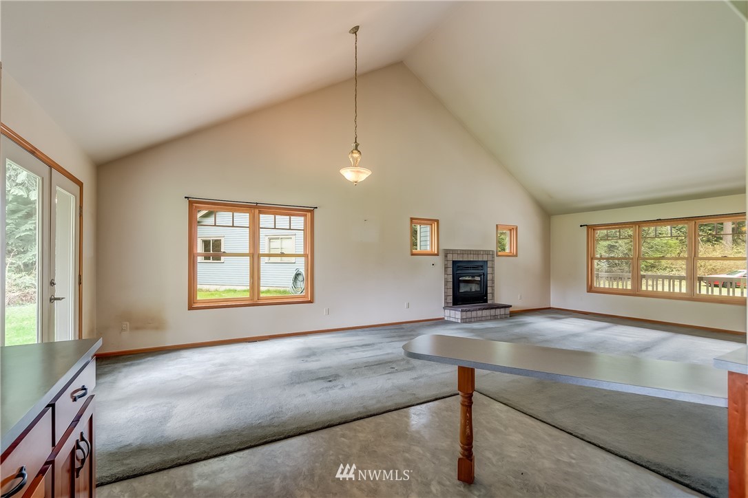 878 Iowa Heights Road Sedro-Woolley, WA 98284 - Photo 9 of 23 Gallery Image 9