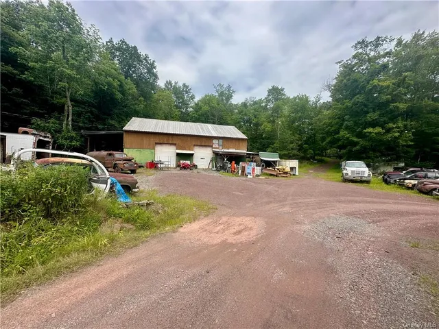 $899,000 | 28 Martin Lane, Mongaup Valley, NY 12762