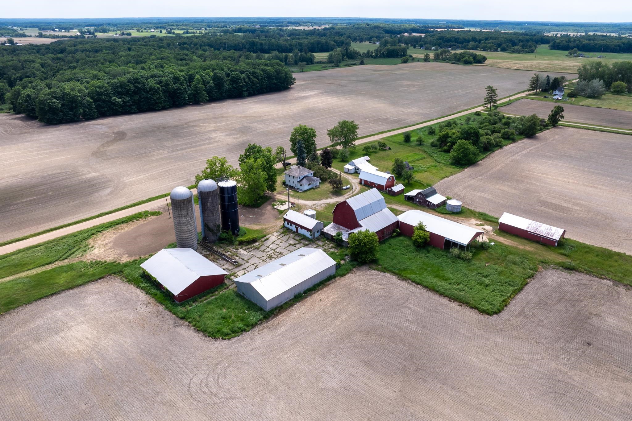 402 West Chapman Road Mount Pleasant, MI 48858 - Photo 56 of 65