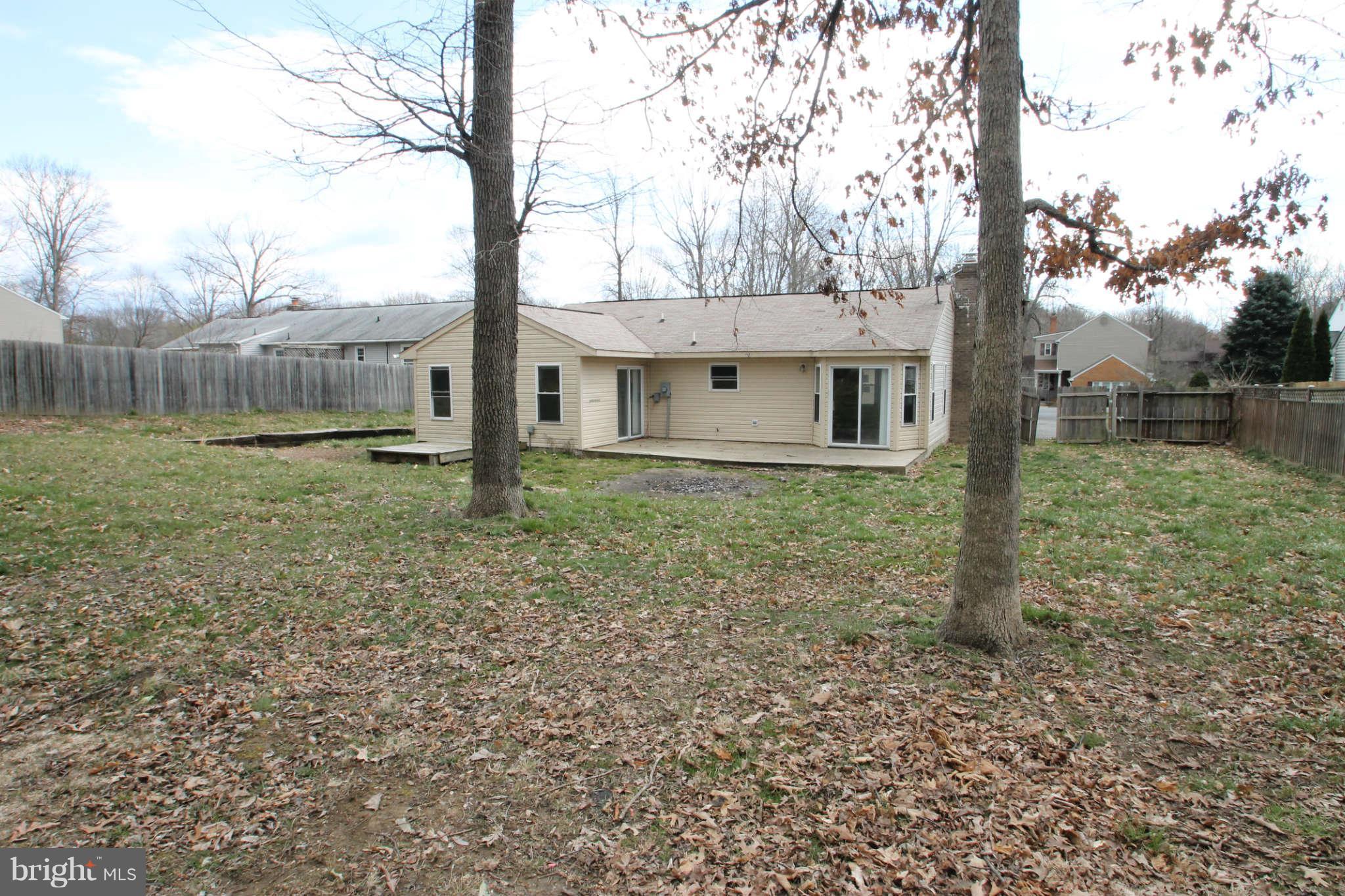 157 Choptank Road Stafford, VA 22556 - Photo 17 of 19 Back w/deck