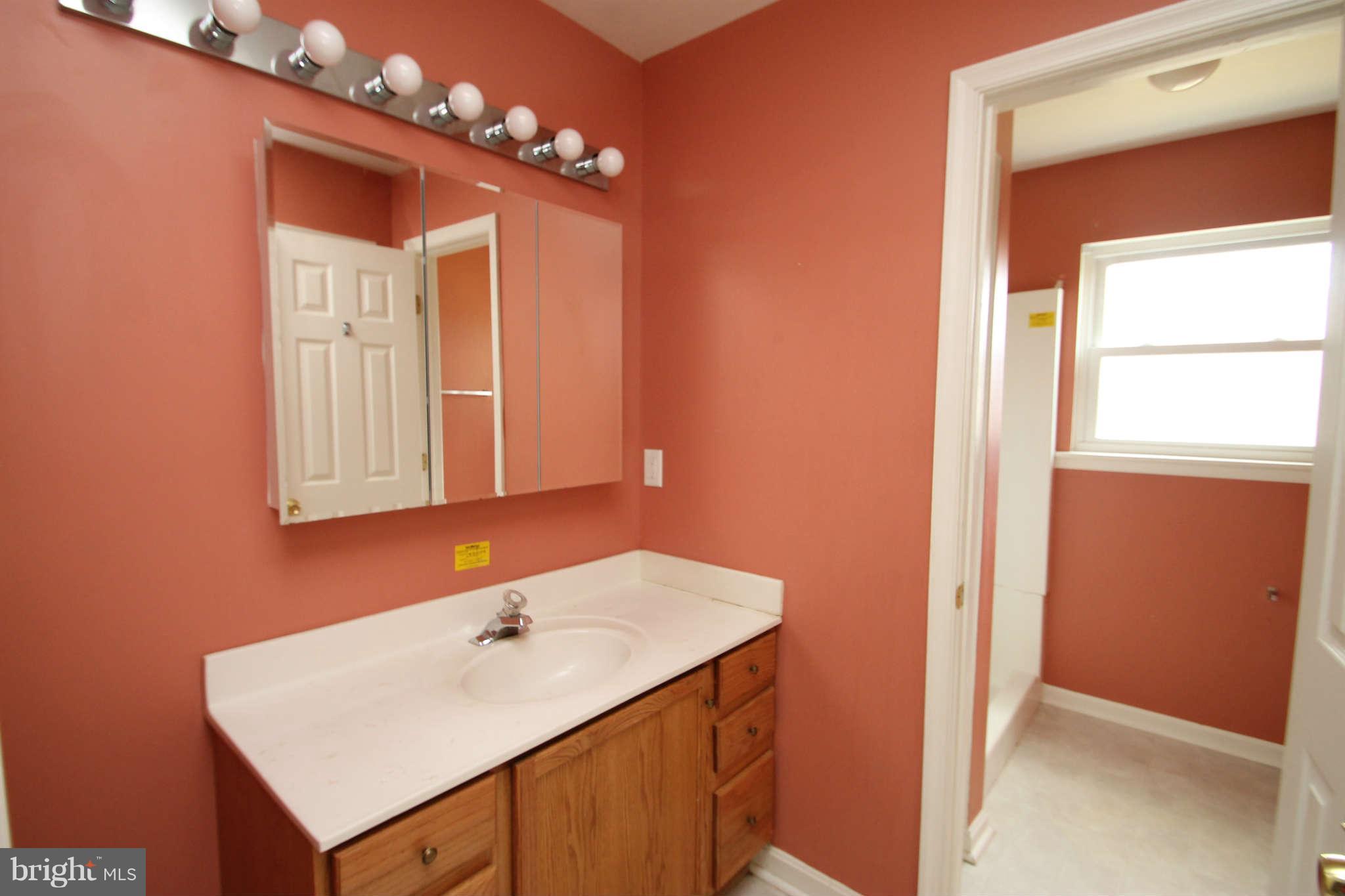 157 Choptank Road Stafford, VA 22556 - Photo 8 of 19 Master Bath-View 1