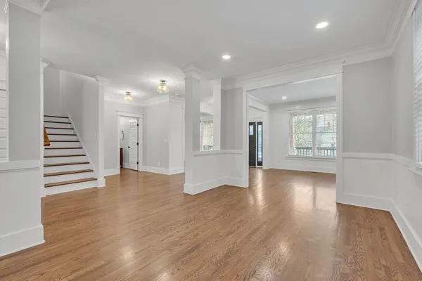 $1,350,000 | 1010 Montrose Avenue, Nashville, TN 37204