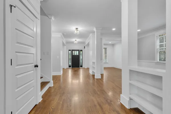 $1,350,000 | 1010 Montrose Avenue, Nashville, TN 37204