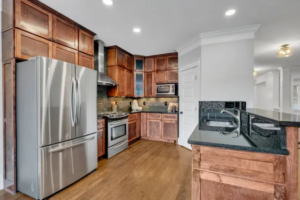 $1,350,000 | 1010 Montrose Avenue, Nashville, TN 37204