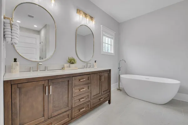 $1,350,000 | 1010 Montrose Avenue, Nashville, TN 37204