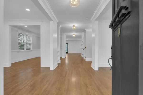 $1,350,000 | 1010 Montrose Avenue, Nashville, TN 37204