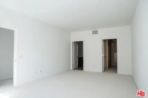 $1,295,000 | 851 North San Vicente Boulevard, Unit 115, West Hollywood, CA 90069