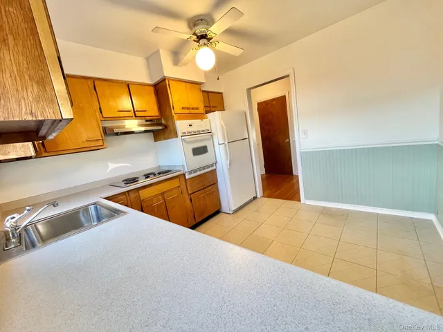 $2,800 | 500 Ellendale Avenue, Unit 2, Port Chester, NY 10573